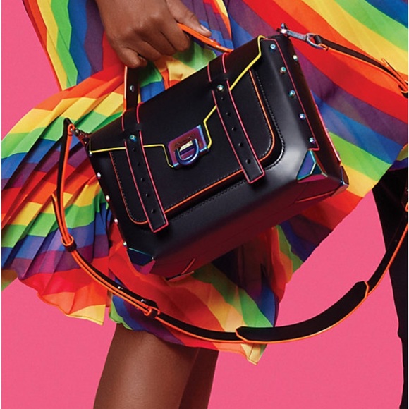 Manhattan Medium Contrast-Trim Leather Satchel - Picture 5 of 5